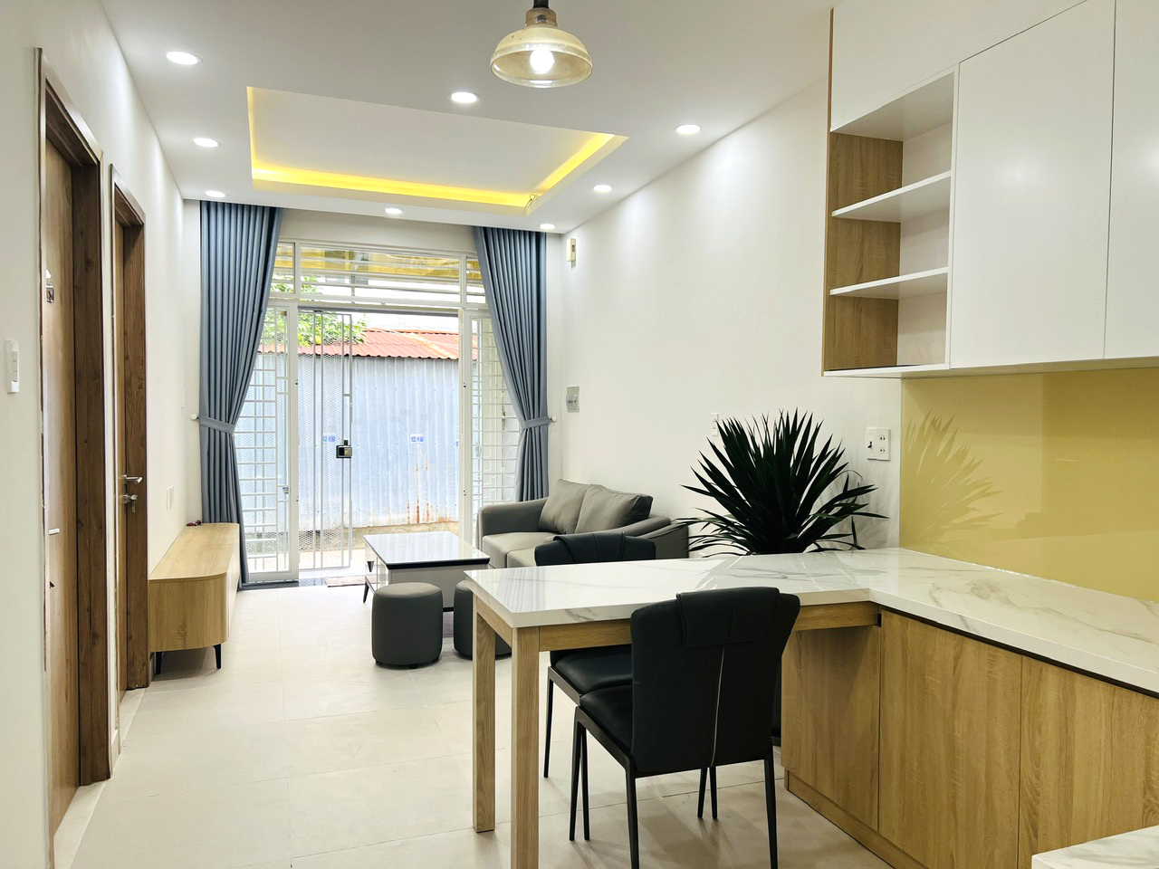 Bán Nhà Hiệp Bình Chánh – Gần Phạm Văn Đồng – Full Nội Thất – 2PN – Giá Chỉ 4.95 Tỷ – Ở Ngay Không - Ảnh 2